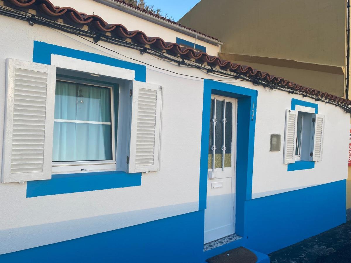 Relaxing House By The Beach - Casa Rosa Horta  Bagian luar foto